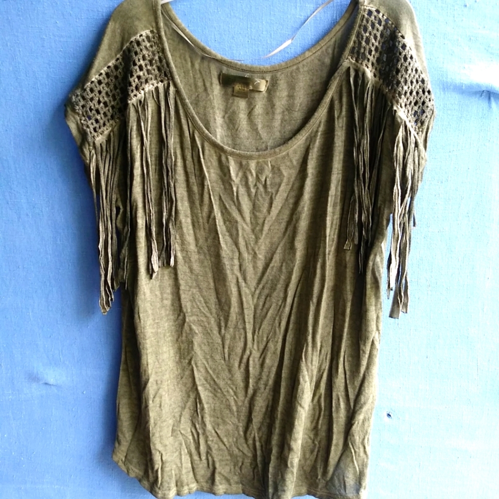 Carapace Women's Size Medium Green Fringe Western Top D2